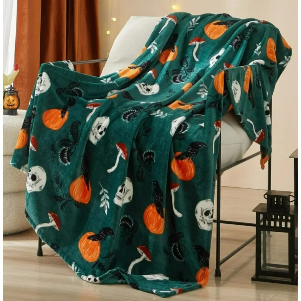 Way To Celebrate Halloween Skulls & Ravens Plush Throw Blanket 50